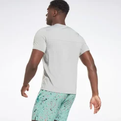 Reebok Tees & Singlets<Activchill Graphic Athlete T-Shirt