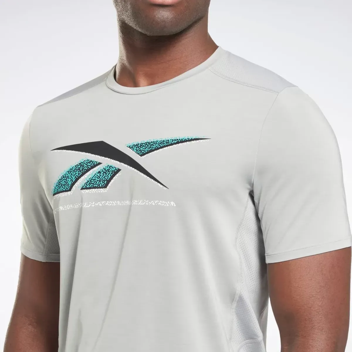 Reebok Tees & Singlets<Activchill Graphic Athlete T-Shirt