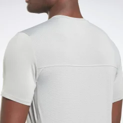 Reebok Tees & Singlets<Activchill Graphic Athlete T-Shirt