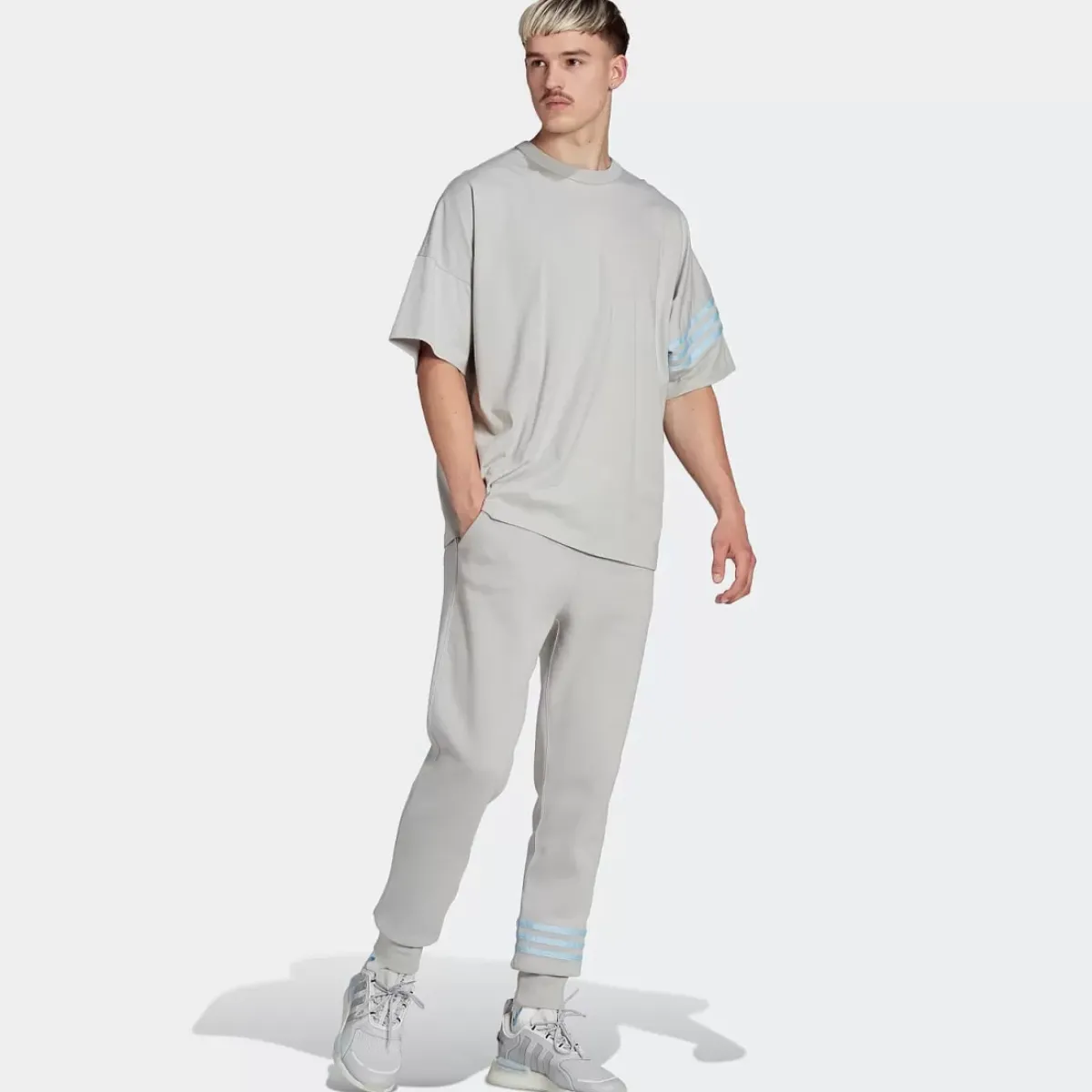 Adidas Originals Tees & Singlets<Adicolor Neuclassics Tee
