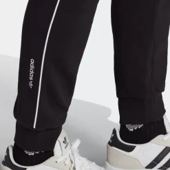 Adidas Originals Pants & Sweats<Adicolor Seasonal Archive Joggers