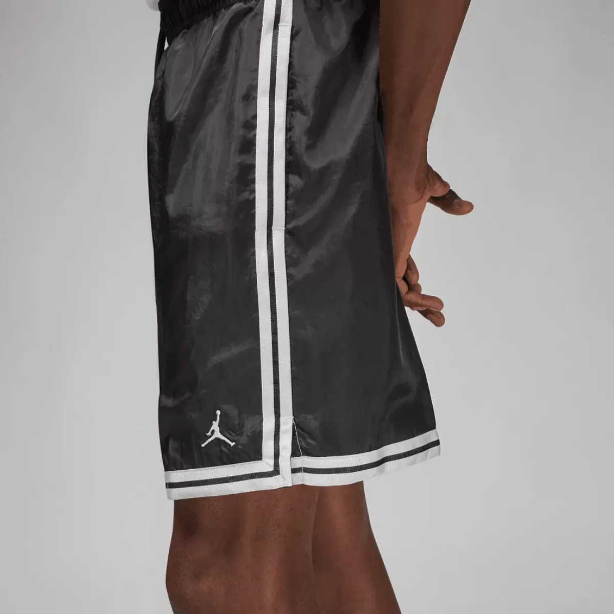 JORDAN Shorts<Air Essential Woven Shorts