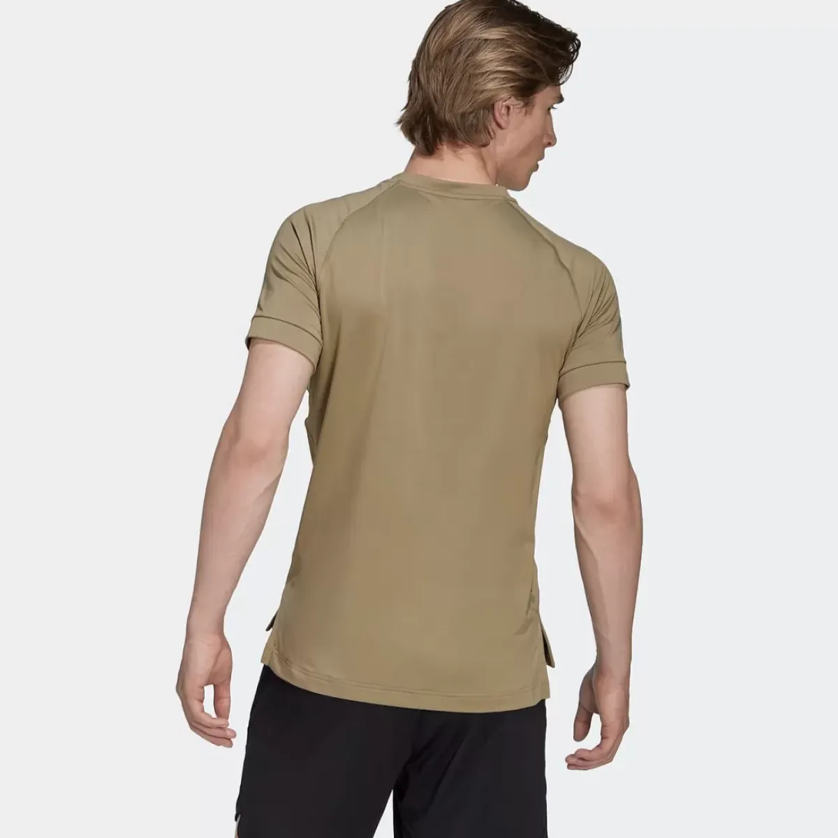 Adidas Tees & Singlets<Alpha Strength Tee