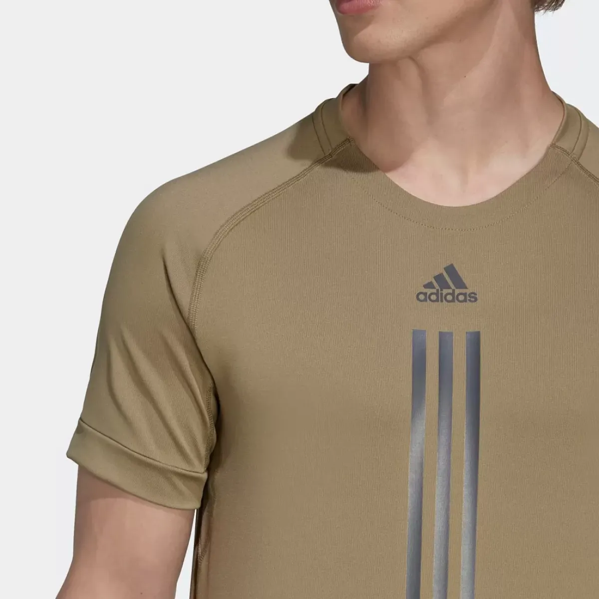 Adidas Tees & Singlets<Alpha Strength Tee