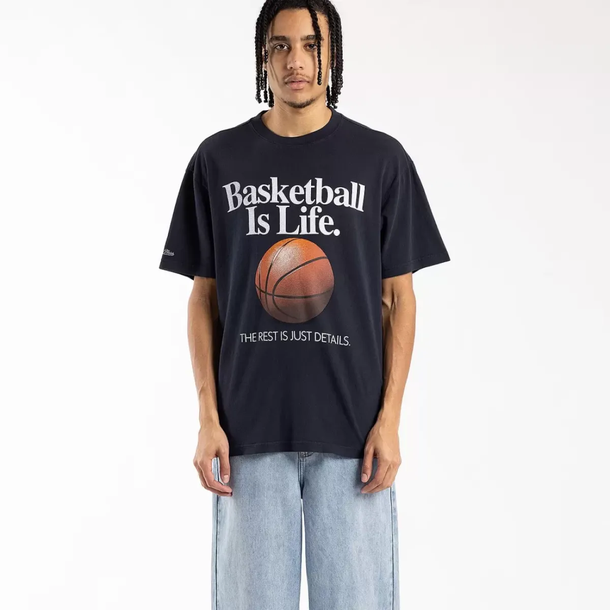MITCHELL AND NESS Tees & Tanks<Basketball Is Life Tee Unisex