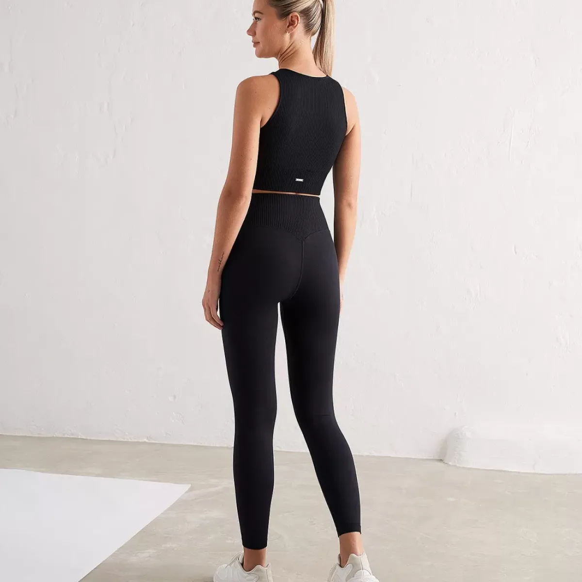 Aim Tights<Black Limitless Seamless Tights