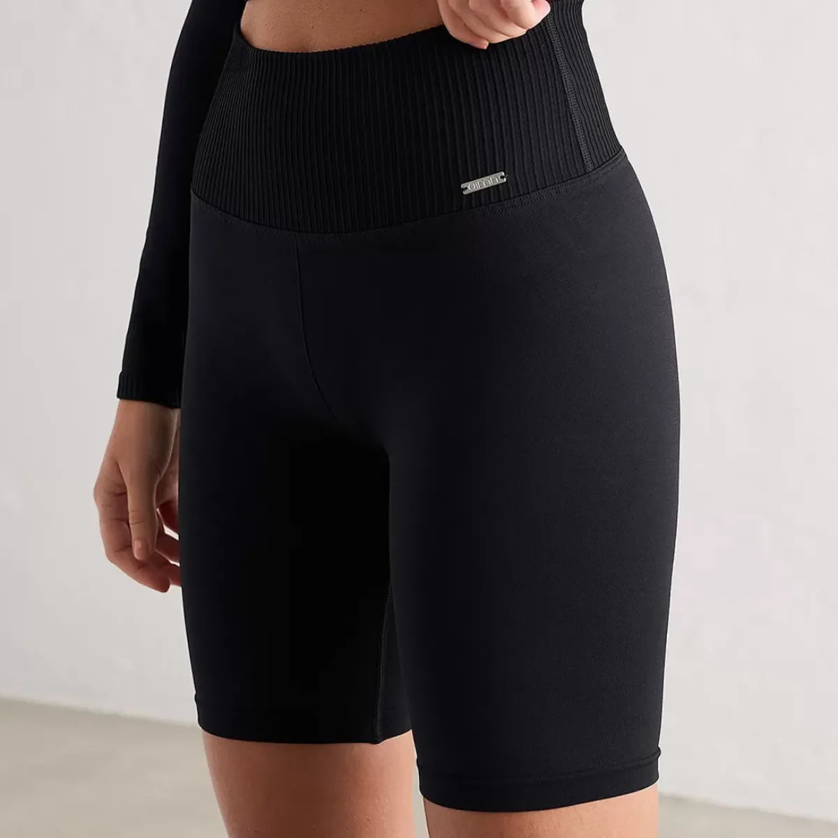 Aim Tights<Black Limitless Seamless Biker Shorts