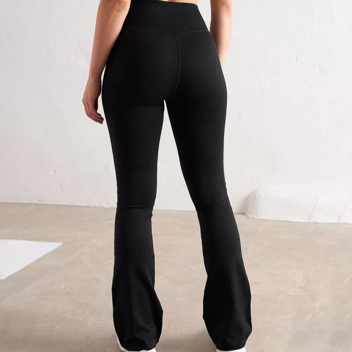 Aim Tights<Black Ribbed Seamless Flare Tights