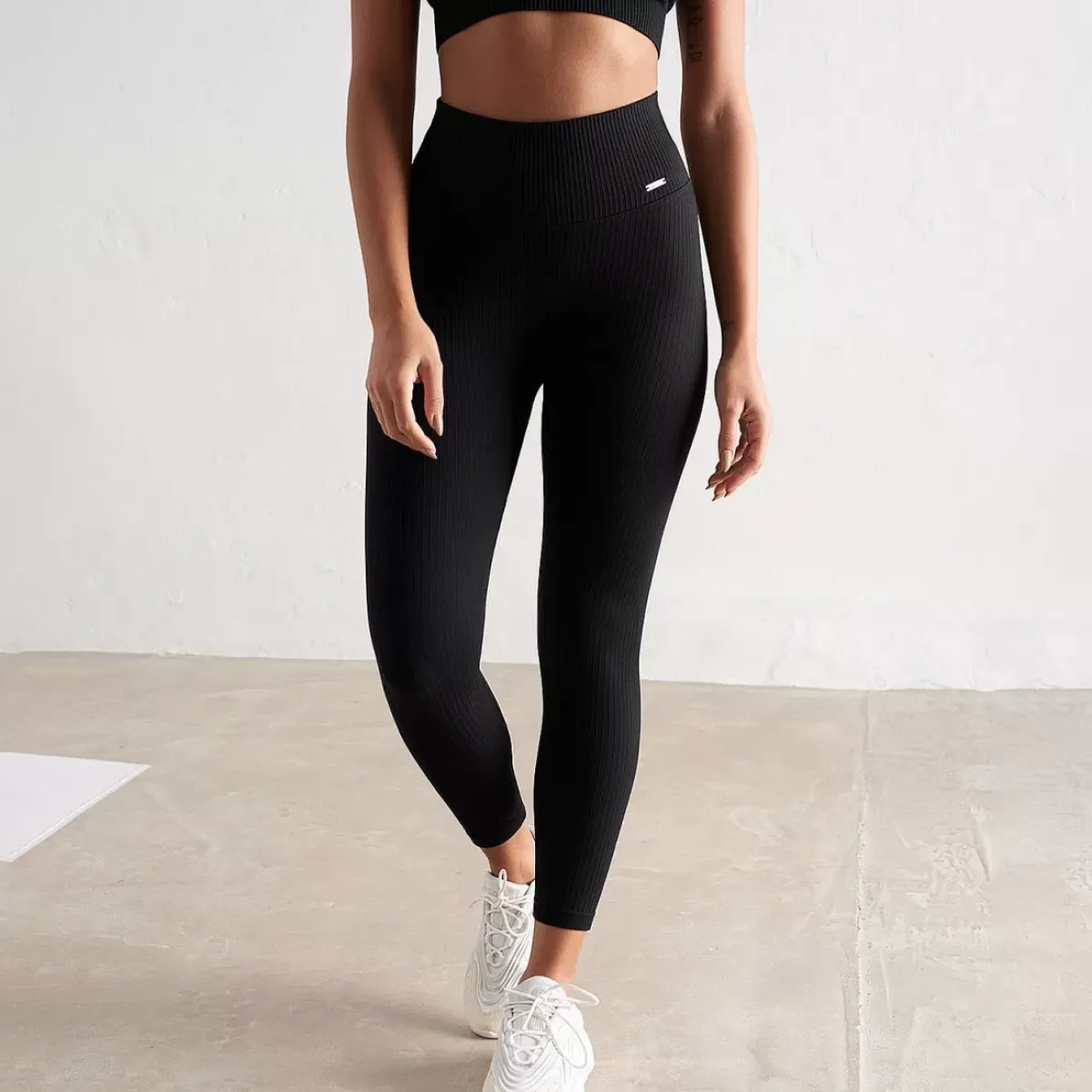 Aim Tights<Black Ribbed Seamless Tights