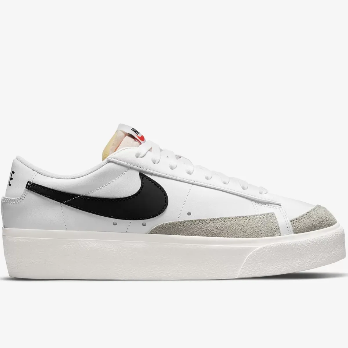 Nike Sneakers<Blazer Low Platform Womens