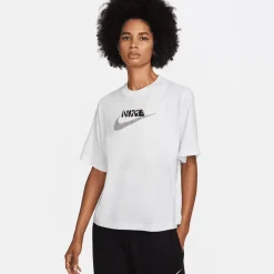 Nike Tees & Tanks<Boxy Tee