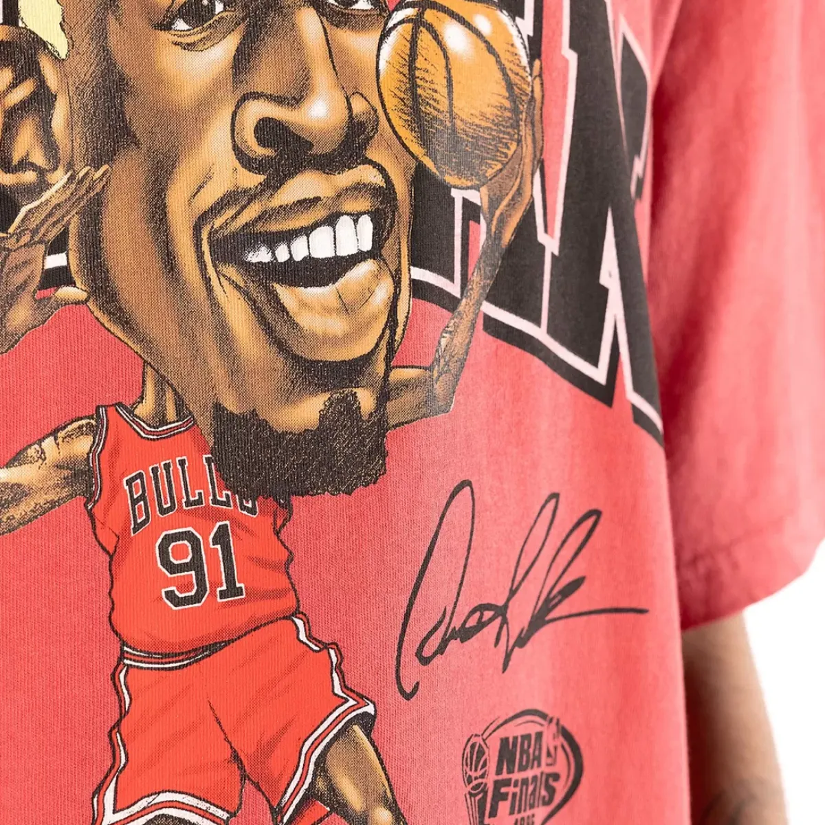 MITCHELL AND NESS Tees & Singlets<Chicago Bulls Caricature Tee Unisex