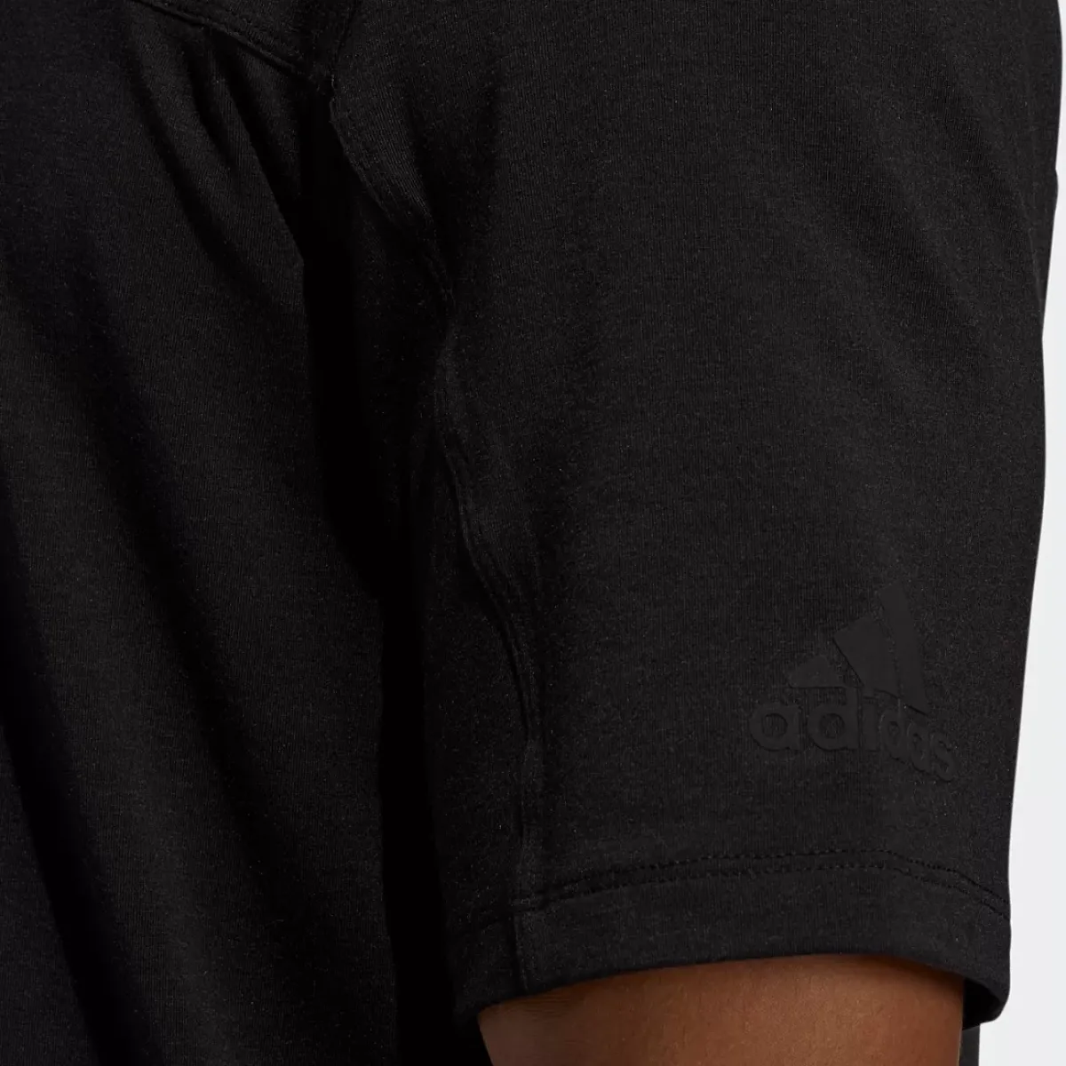 Adidas Tees & Singlets<City Base Tee