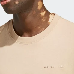 Adidas Originals Tees & Singlets<City Essentials Tee