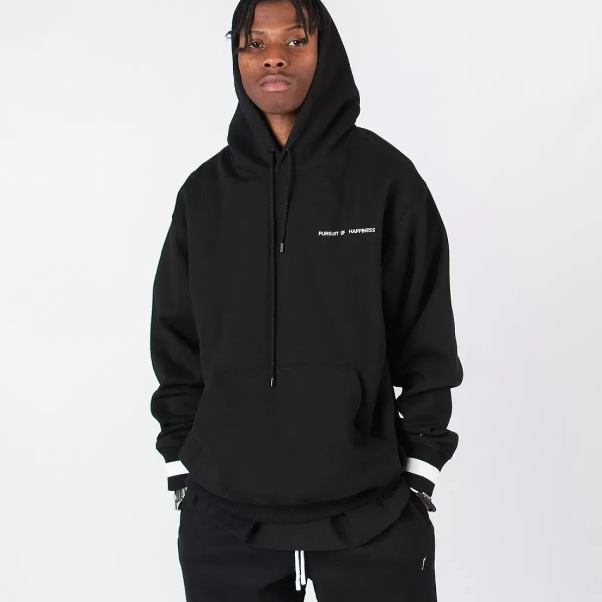 Pursuit of Happiness Hoodies & Crews<Classic Heavyweight Pullover In Midnight/White