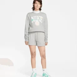 Nike Shorts<Club Fleece Mid-Rise Shorts