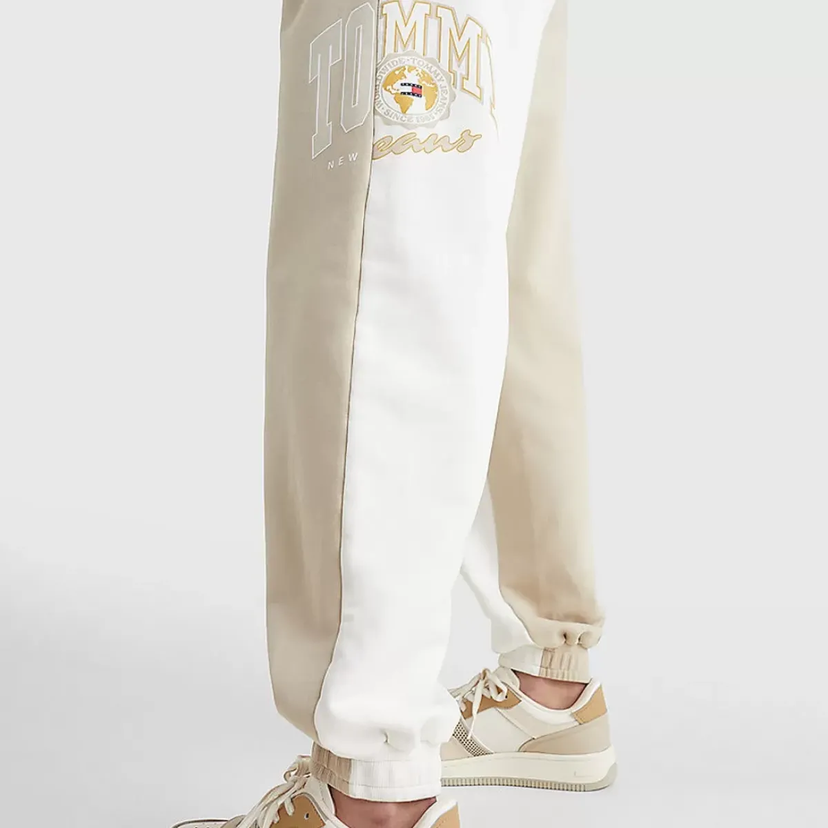 TOMMY HILFIGER Pants & Sweats<College Splicing Sweat Pant