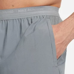 Nike Shorts<Dri-Fit Stride Shorts