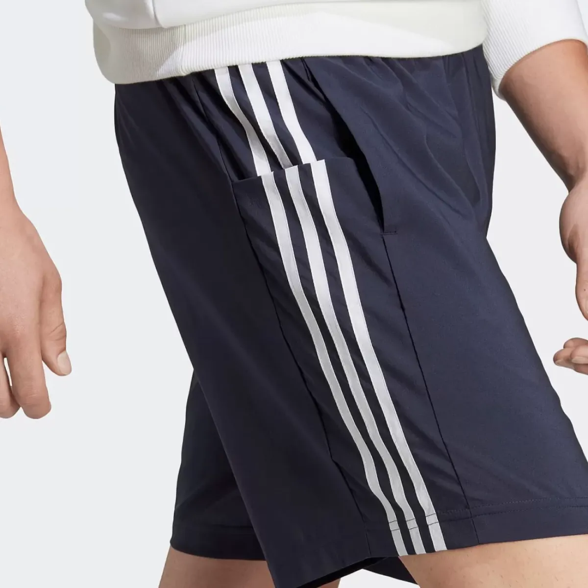 Adidas Shorts<Essentials Chelsea 3-Stripes Shorts
