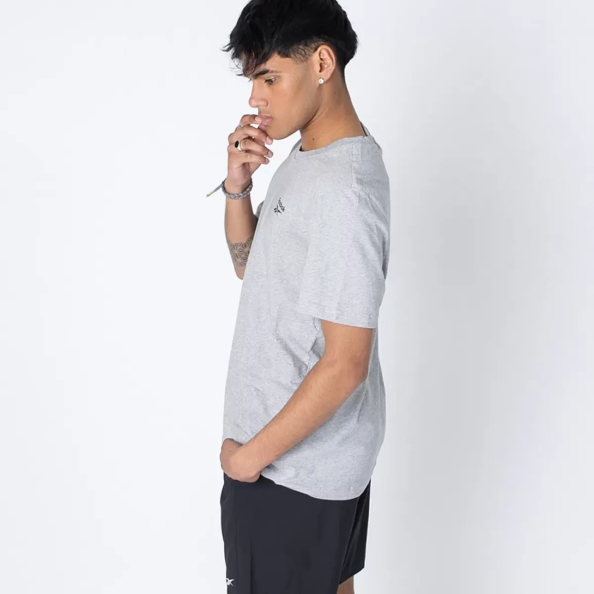 Reebok Tees & Singlets<Identity Classics T-Shirt