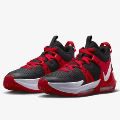Nike Sports<Lebron Witness Vii Youth