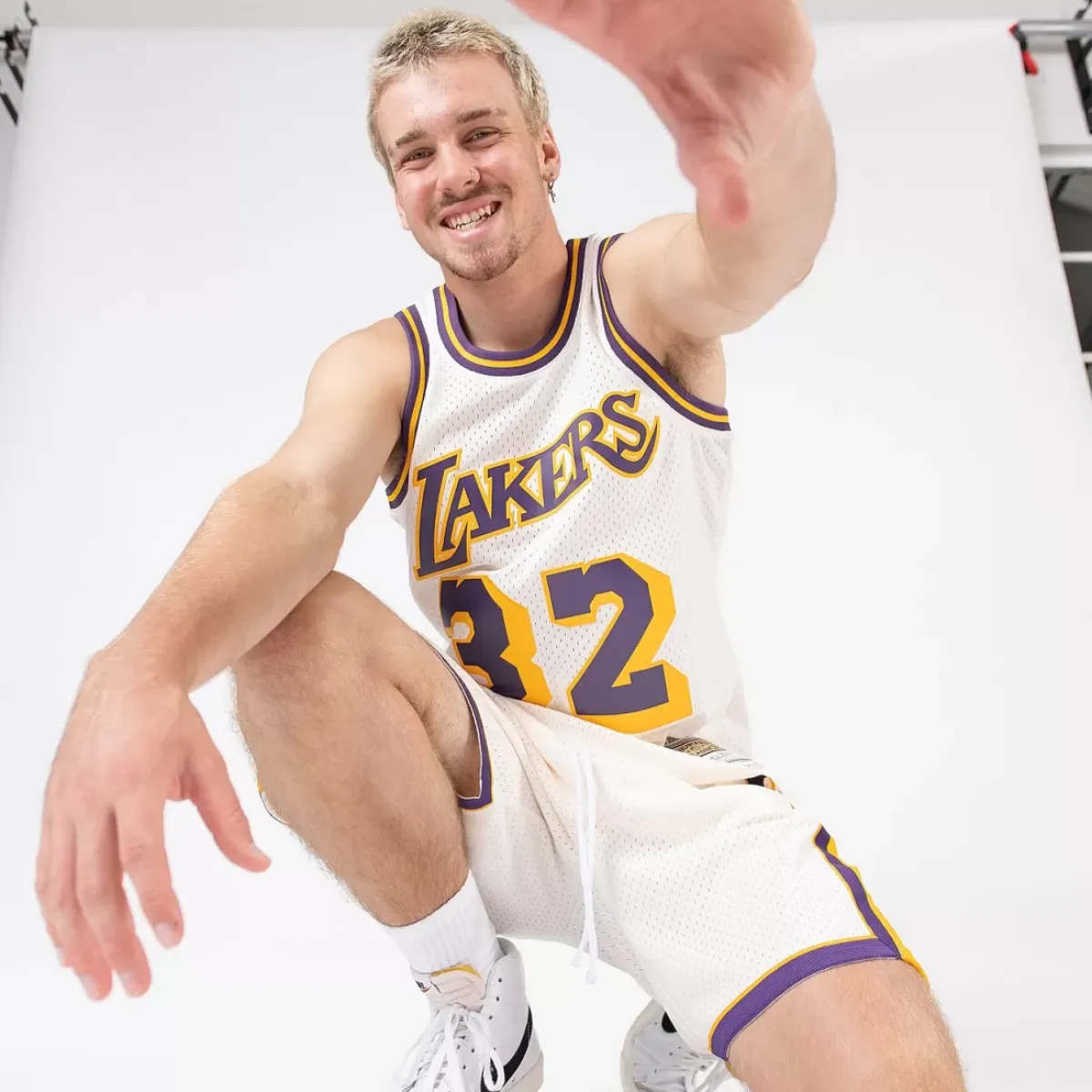 MITCHELL AND NESS Shorts<Los Angeles Lakers Swing Shorts