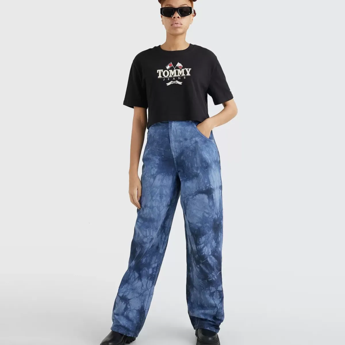 TOMMY HILFIGER Tees & Tanks<Modern Super Cropped Fit Logo T-Shirt