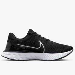 Nike Running Shoes<React Infinity Run Flyknit 3