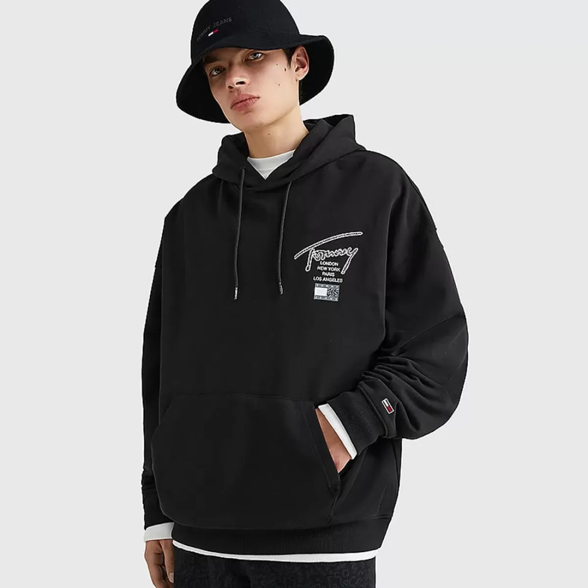 TOMMY HILFIGER Hoodies & Crews<Relaxed Back Logo Terry Hoodie