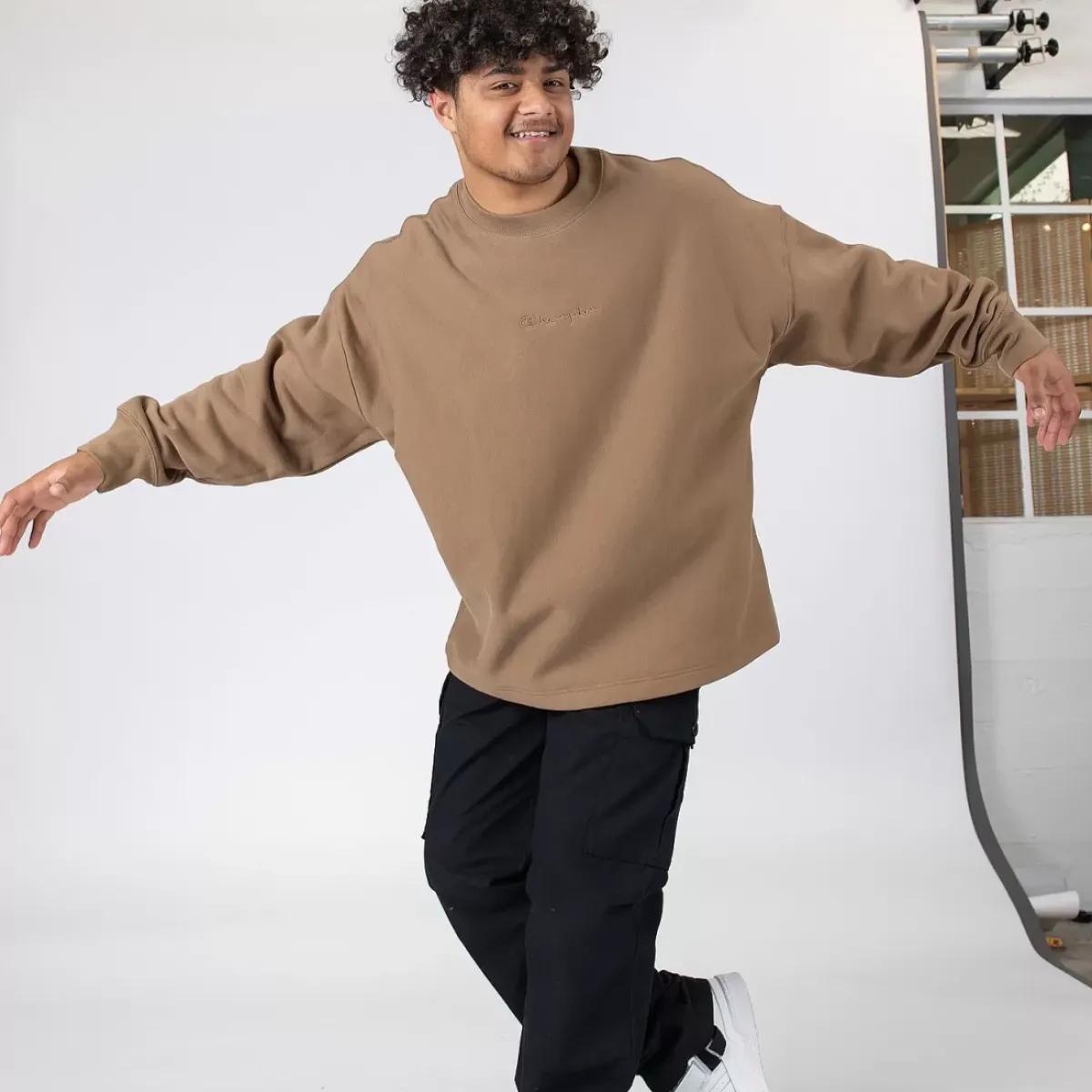 Champion Hoodies & Crews<Reverse Weave Relaxed Hem Crewneck