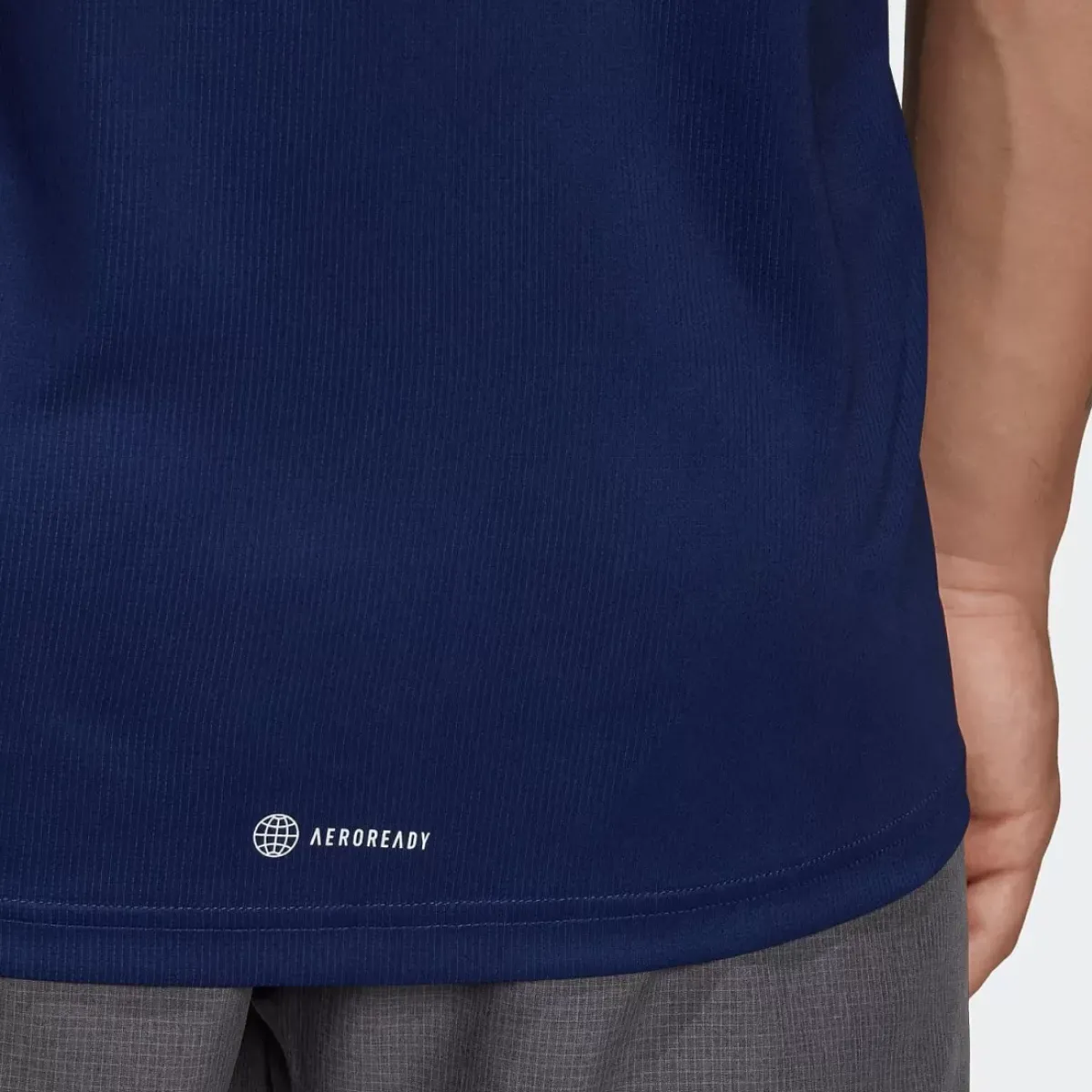 Adidas Tees & Singlets<Run It Tee