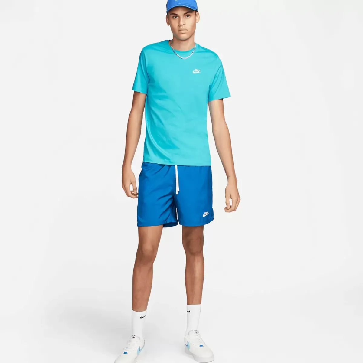 Nike Tees & Singlets<Sportswear Club Tee