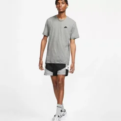 Nike Tees & Singlets<Sportswear Club Tee