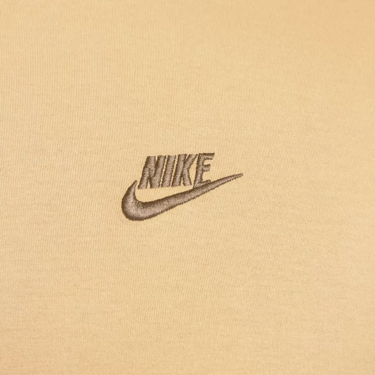 Nike Tees & Singlets<Sportswear Club T-Shirt