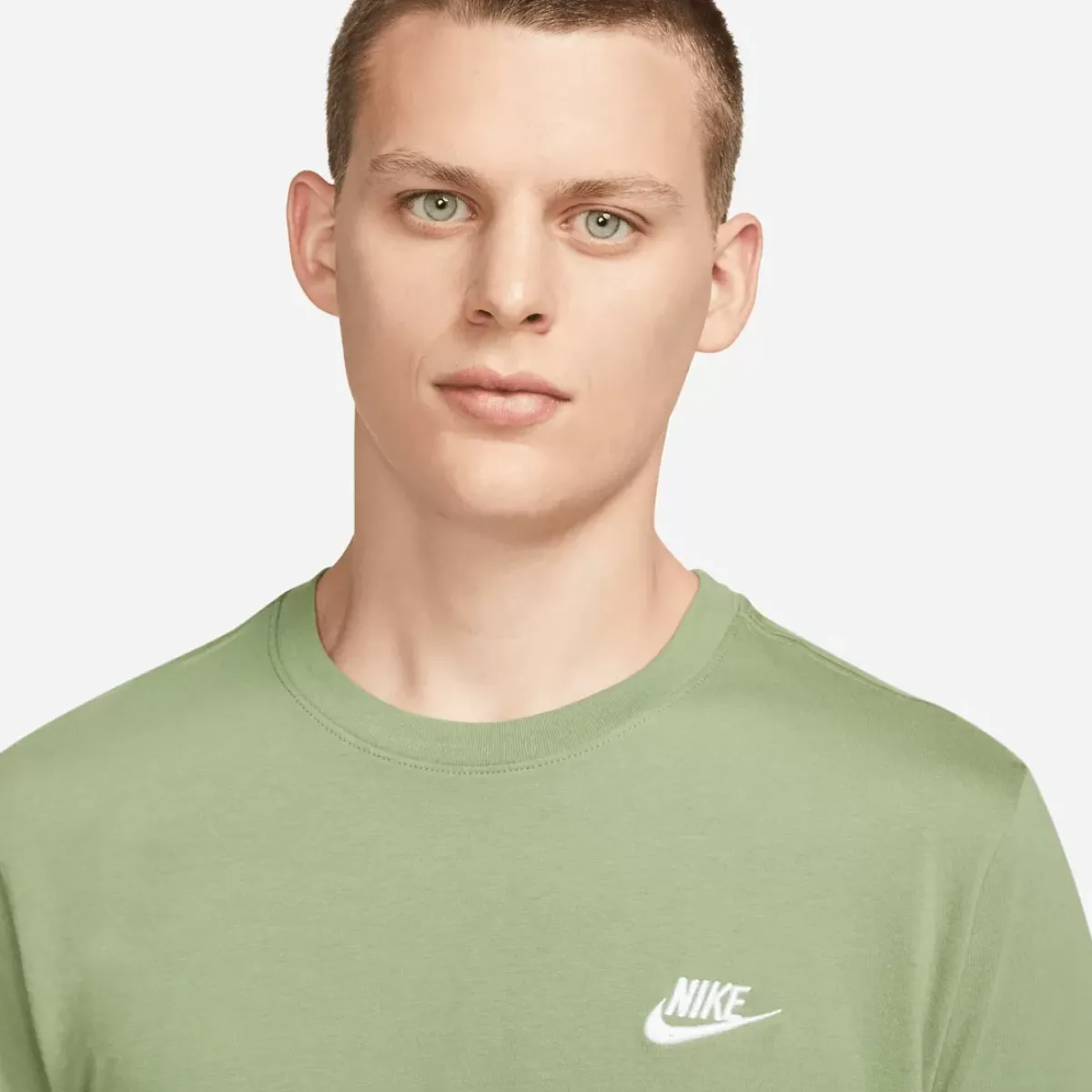 Nike Tees & Singlets<Sportswear Club T-Shirt