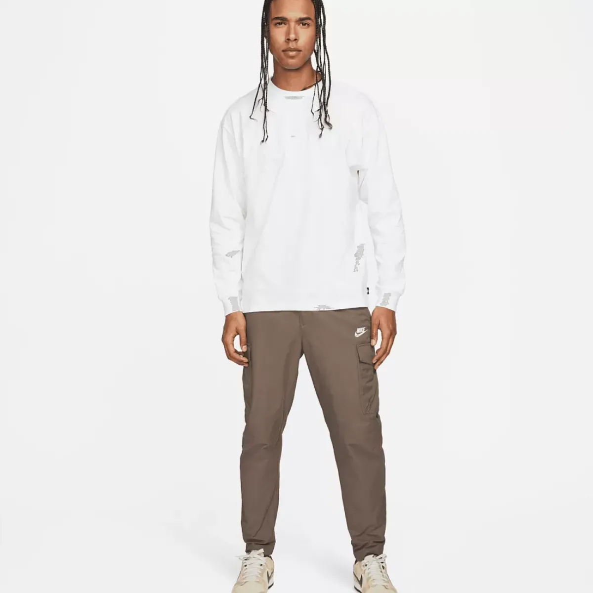 Nike Tees & Singlets<Sportswear Premium Essentials Long-Sleeve Tee