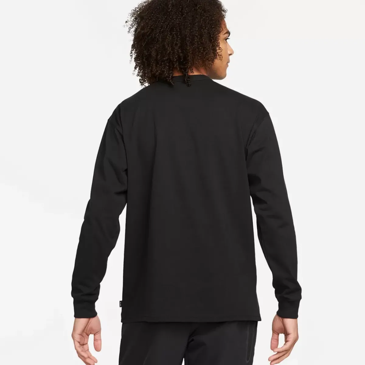Nike Tees & Singlets<Sportswear Premium Essentials Long-Sleeve Tee