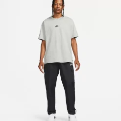 Nike Tees & Singlets<Sportswear Premium Essentials Tee