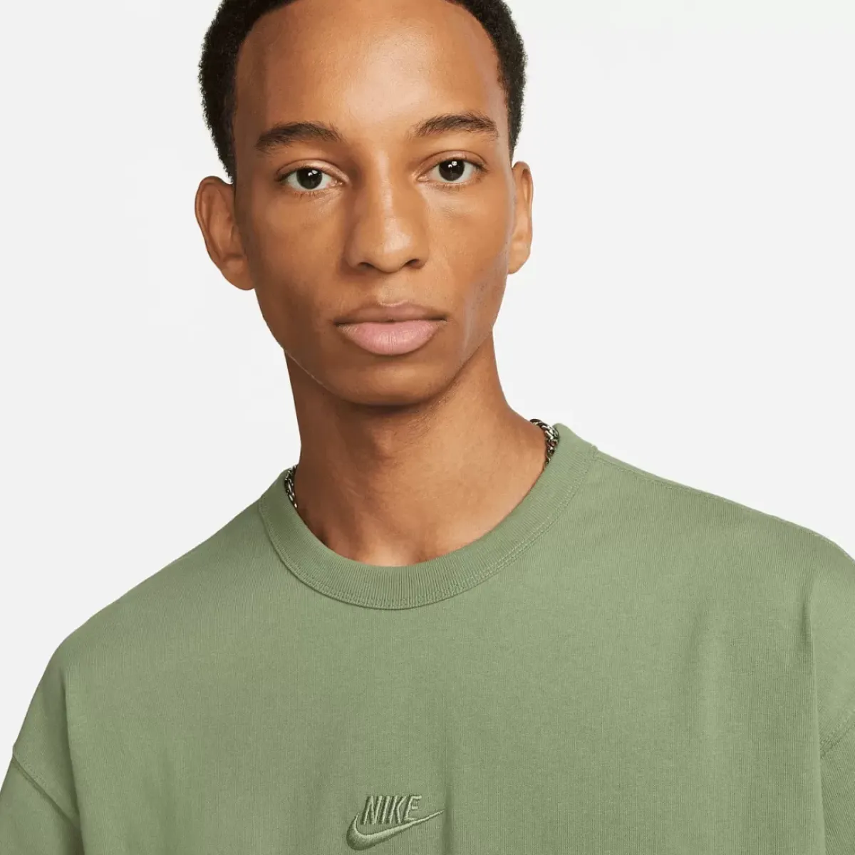 Nike Tees & Singlets<Sportswear Premium Essentials Tee