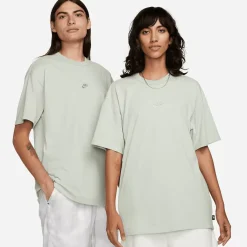 Nike Tees & Singlets<Sportswear Premium Essentials T-Shirt
