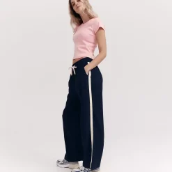Taylor Sport Pants & Sweats<Weekender Pant In Navy