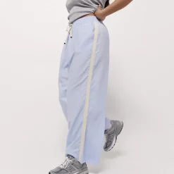 Taylor Sport Pants & Sweats<Weekender Pant In Sky Blue