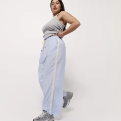 Taylor Sport Pants & Sweats<Weekender Pant In Sky Blue