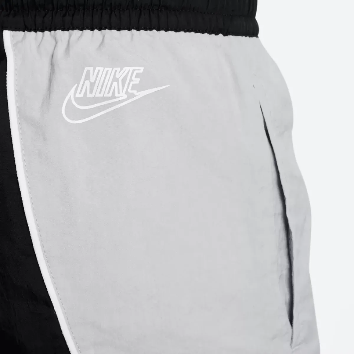 Nike Shorts<Woven Shorts Youth